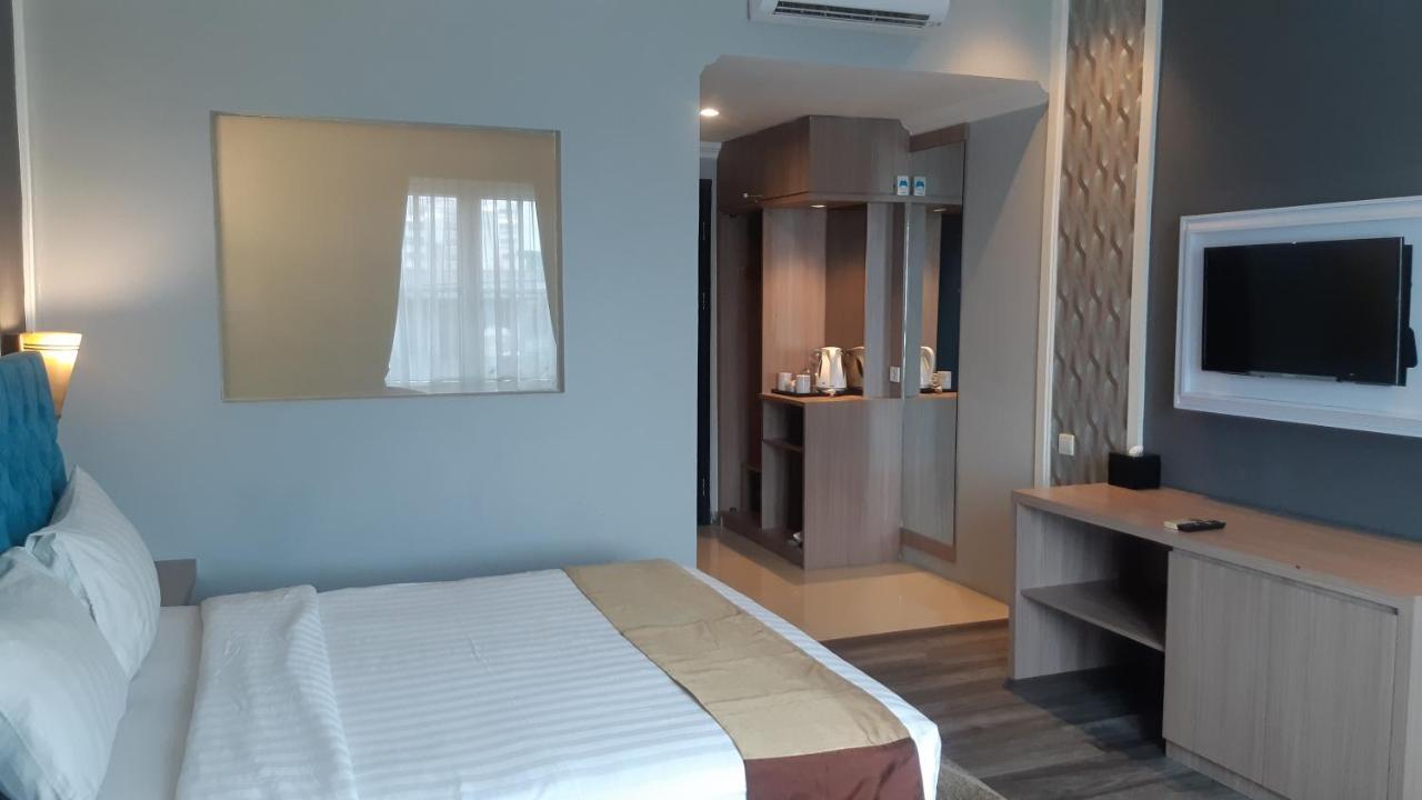 Luminor Hotel Palembang By Wh Free Massage 10 Minutes Exterior foto